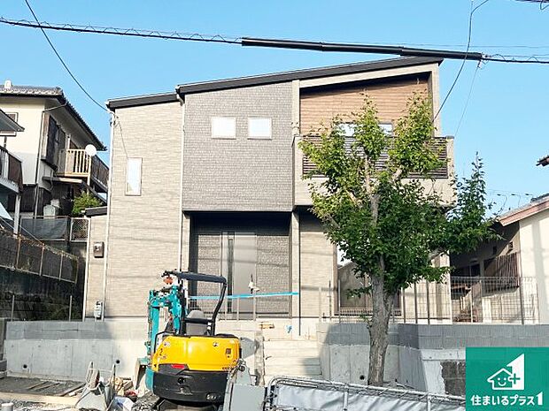 現在建築中！落ち着いた街並みで新生活を始めることが出来そう！周辺の物件も併せてご紹介させて頂きます！