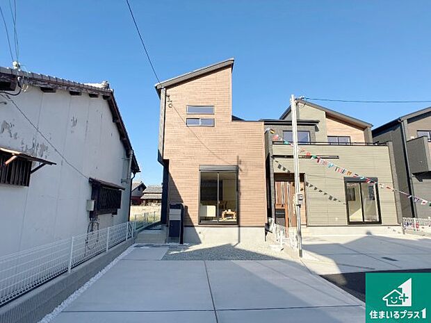 【外観】安心の10年保証!外観を美しく保ち、雨水で汚れを落とします!気になることがありましたら、お気軽にお問い合わせください!