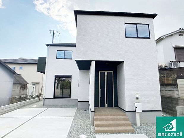 【外観】安心の10年保証！外観を美しく保ち、雨水で汚れを落とします！気になることがありましたら、お気軽にお問い合わせください！