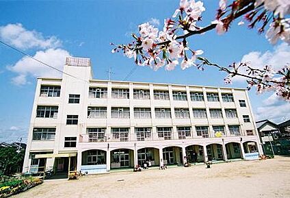 神戸市立玉津第二幼稚園 徒歩800m