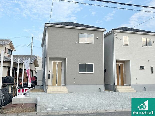 【外観】安心の10年保証!外観を美しく保ち、雨水で汚れを落とします!気になることがありましたら、お気軽にお問い合わせください!