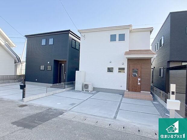 【外観】安心の10年保証!外観を美しく保ち、雨水で汚れを落とします!気になることがありましたら、お気軽にお問い合わせください!