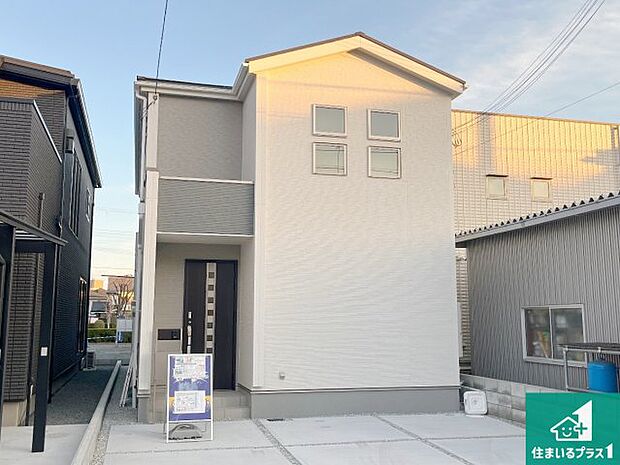 【外観】お客様に長く安心して住んでいだだける事にこだわった家づくり!住んでからのアフターサービスにもしっかりと取り組んでいます!