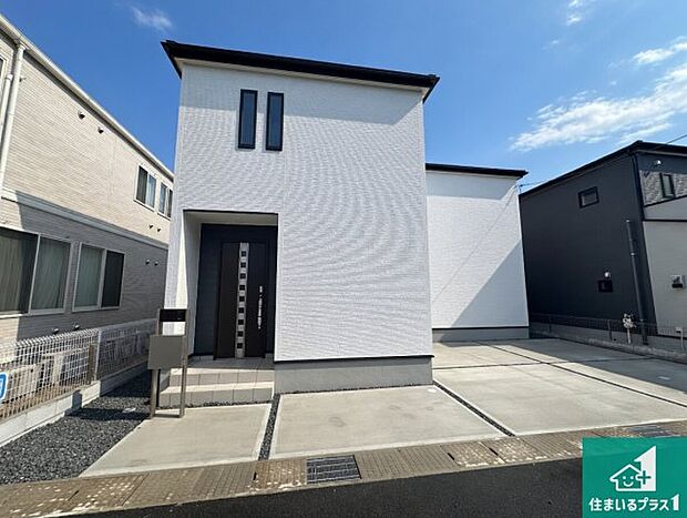 【外観】安心の10年保証！外観を美しく保ち、雨水で汚れを落とします！気になることがありましたら、お気軽にお問い合わせください！