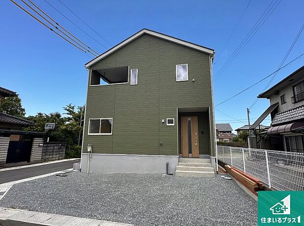 【外観】安心の10年保証！外観を美しく保ち、雨水で汚れを落とします！気になることがありましたら、お気軽にお問い合わせください！