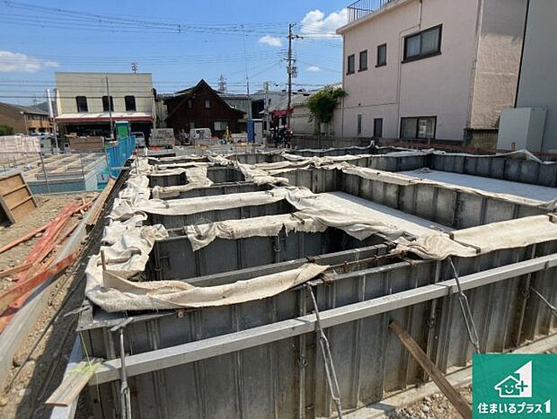 【外観】現在建築中！落ち着いた街並みで新生活を始めることが出来そう！周辺の物件も併せてご紹介させて頂きます！