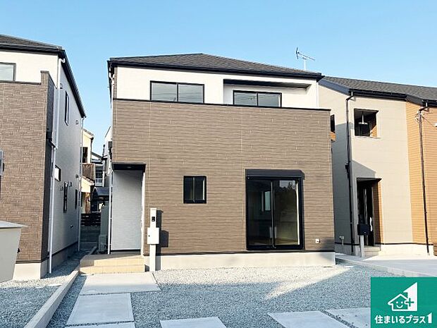 【外観】安心の10年保証！外観を美しく保ち、雨水で汚れを落とします！気になることがありましたら、お気軽にお問い合わせください！
