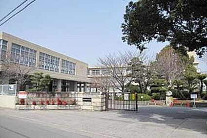 加古川市立加古川中学校 徒歩1600m