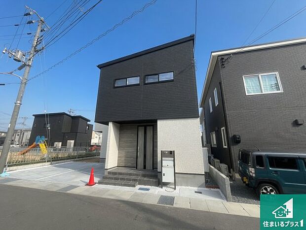 【外観】安心の10年保証!外観を美しく保ち、雨水で汚れを落とします!気になることがありましたら、お気軽にお問い合わせください!