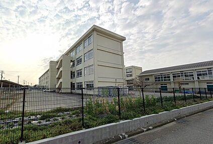 加古川市立平岡中学校 徒歩1773m