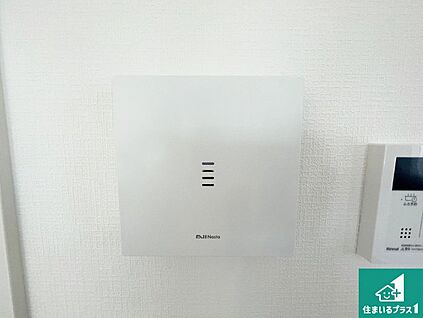 カラーモニターインターホン