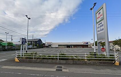 マルアイ 白浜店 徒歩980m