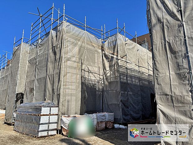 【2号棟】上棟しました!完成に向けて現在建築工事中です☆物件に関するご質問等は土日・平日を問わずお気軽にお問い合わせ下さい☆