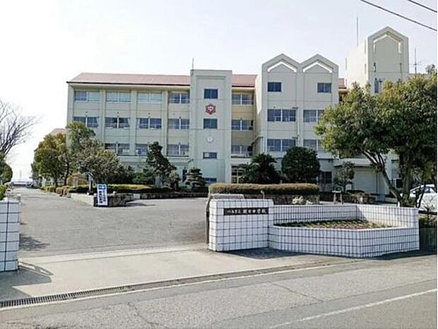 刈谷市立朝日中学校(約2,400m)