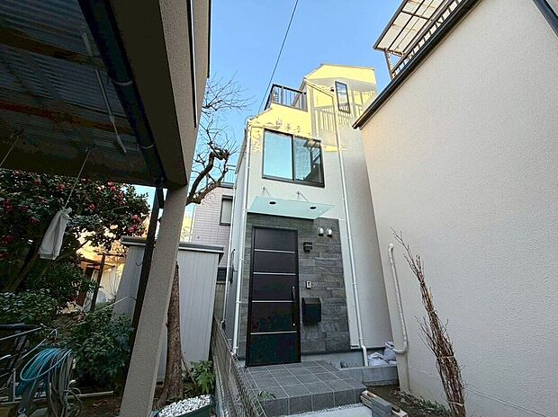 【外観】(2026年2月)撮影建築中です♪まもなく完成です。