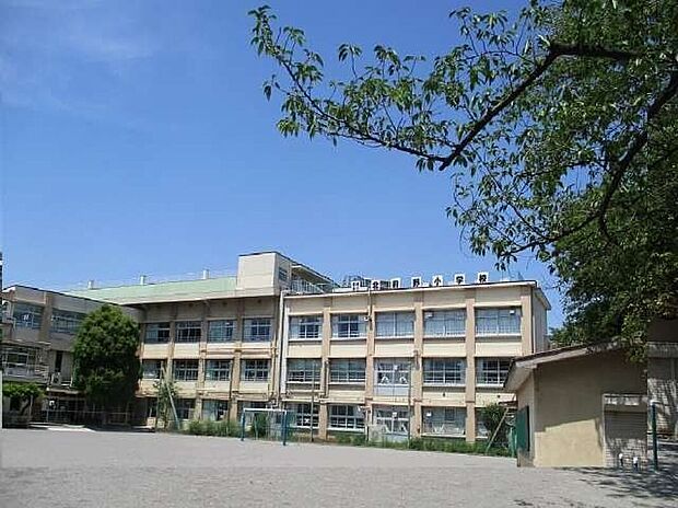 板橋区立北前野小学校(約470m)