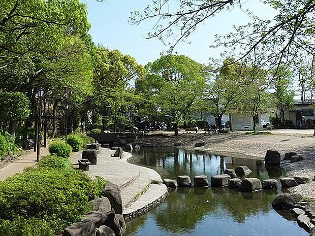 小松川境川親水公園（約440m）