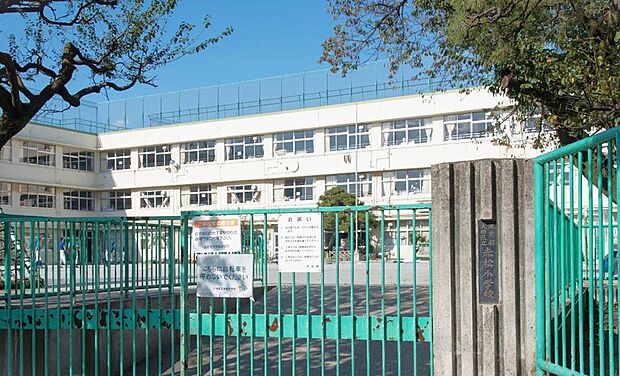 大田区立赤松小学校（約178m・徒歩3分）