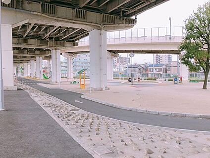 堤通公園 450m