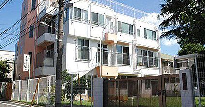 雑司ヶ谷幼稚園 470m