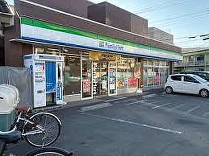 ファミリーマート 南千住一丁目店 117m
