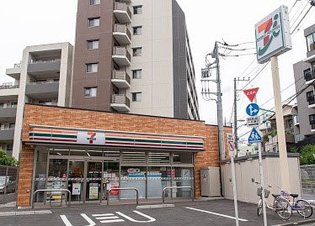 セブンイレブン大田区東雪谷店(約100m)