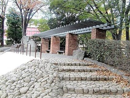 北区立滝野川公園 514m