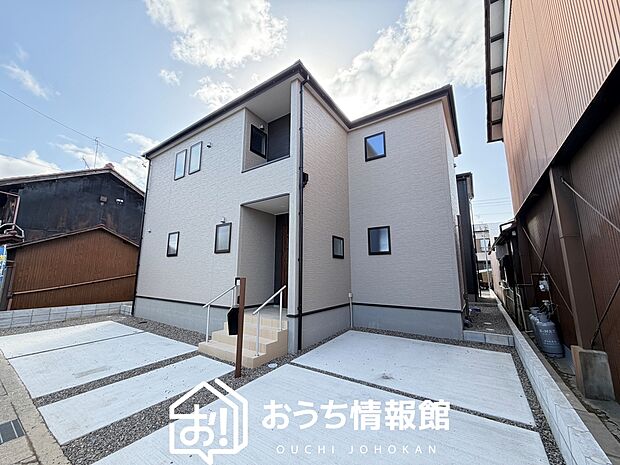 現地写真（街並み）
全２邸
駐車３台可能