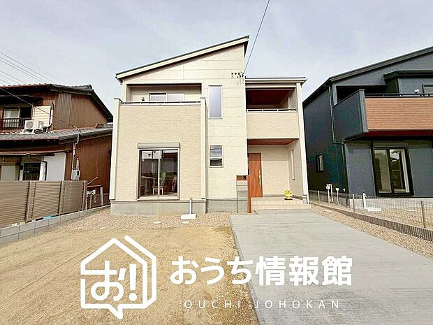 現地写真（街並み）
全２邸
駐車３台可能