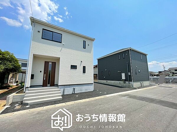 現地写真（街並み）
全２邸
駐車２台可能