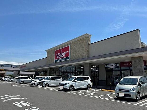 バロー犬山楽田店(約1,200m)