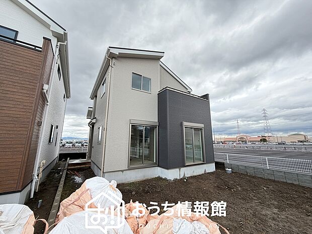 【現地写真（外観）【２号地】】お引渡し後も無償の定期点検を行っており、暮らしの安心をお届けしています。