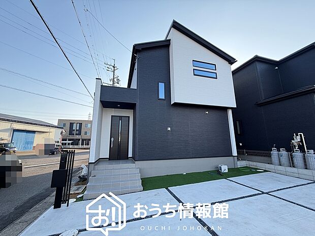 【現地写真（外観）【１１号地】】健康被害に配慮したもっとも安全性の高い建材を採用し、シックハウス対策をしております。