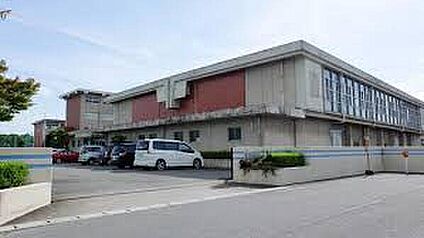 一宮市立尾西第二中学校 1500ｍ(徒歩19分)