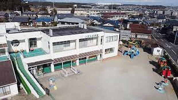 いずみこども園（約200m）