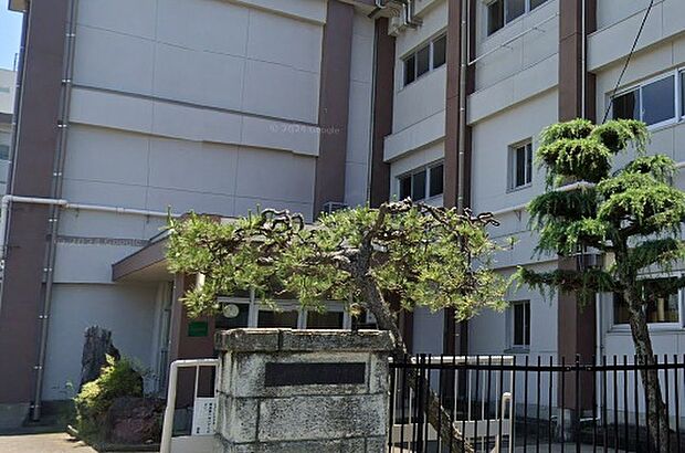 一宮市立千秋中学校（約650m）