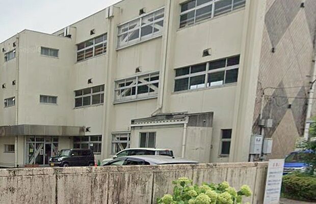 御嵩町立伏見小学校（約1,500m）