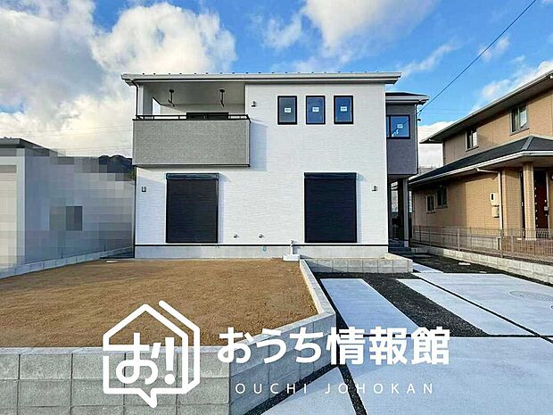 【現地写真（外観）【１２号地】】全居室複層ガラスで夏は涼しく、冬は暖かいおうちです。