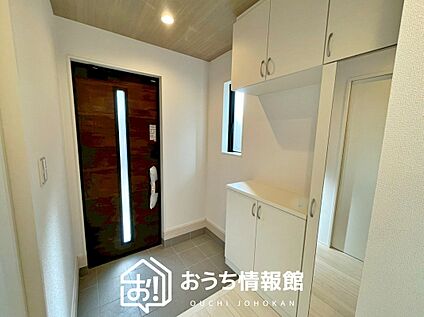 現地写真(玄関)