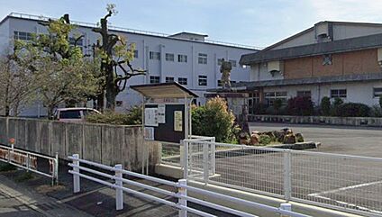 一宮市立起小学校 80ｍ(徒歩1分)