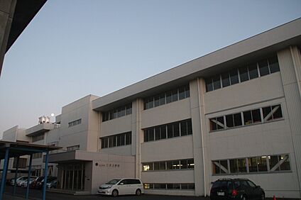 羽島市立竹鼻小学校 980ｍ(徒歩13分)