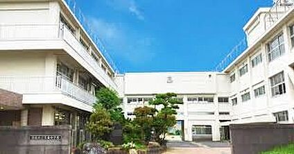 羽島市立竹鼻中学校 310ｍ(徒歩4分)