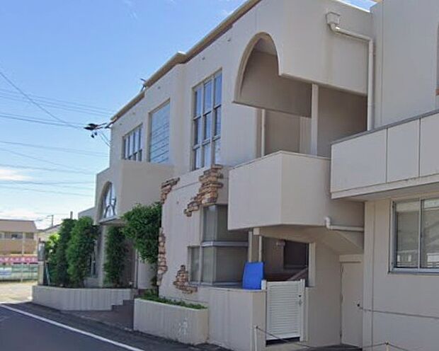 すみれ幼稚園（約600m）