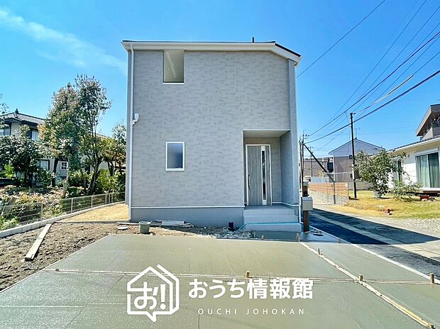 【現地写真(外観)【2号地】】健康被害に配慮したもっとも安全性の高い建材を採用し、シックハウス対策をしております。