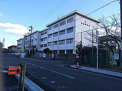 各務原市立中央中学校 3700ｍ(徒歩47分)