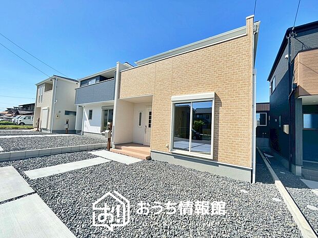 【現地写真（外観）【２号地】】健康被害に配慮したもっとも安全性の高い建材を採用し、シックハウス対策をしております。
