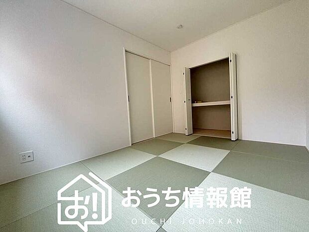 【現地写真(和室)】大壁仕様の新和室。くつろぎの空間です。