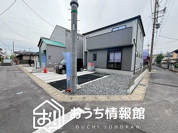 【現地写真（前道含む外観）】健康被害に配慮したもっとも安全性の高い建材を採用し、シックハウス対策をしております。
