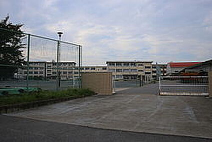一宮市立丹陽中学校 2900ｍ(徒歩37分)