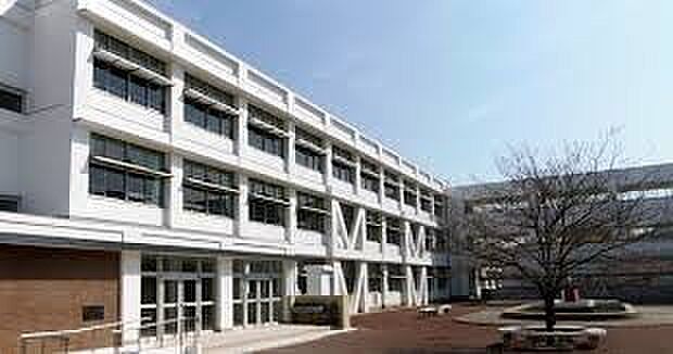 各務原市立那加中学校（約1,600m）